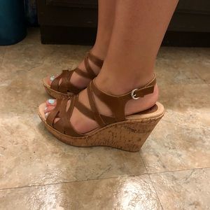 Brown Strappy Børn Wedges